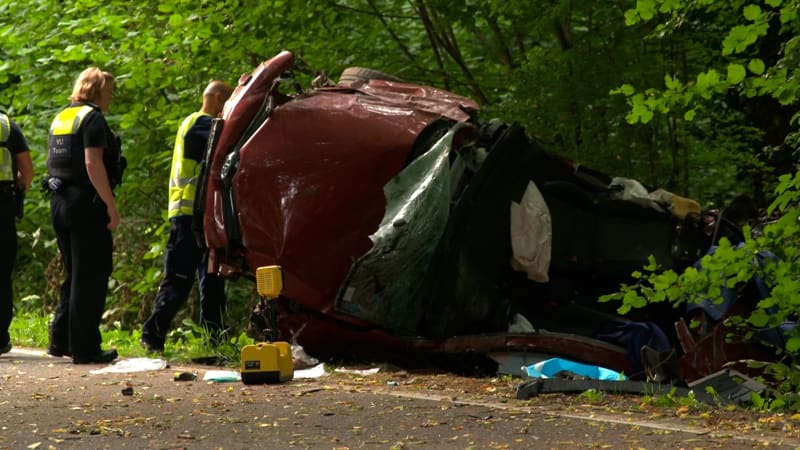 Tragická nehoda v Německu si vyžádala čtyři mladé životy. Vůz řídil teprve 16letý mladík