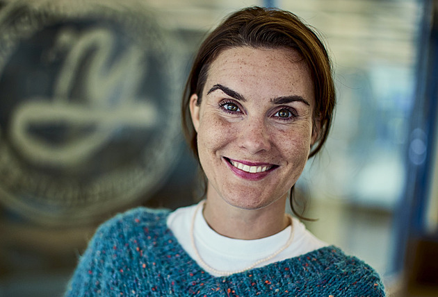 Nesnášela jsem svou střízlivou verzi, říká herečka Přichystalová o závislosti