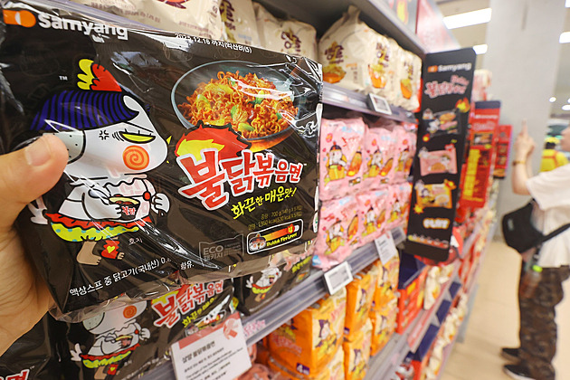 Virál jako základ marketingu. Korejský výrobce nudlí sčítá astronomické zisky