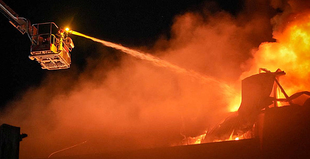 Rusové zaútočili na ukrajinský přístav Oděsa. Několik lidí zemřelo