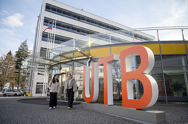 Miliony z kraje zaplatily univerzitě desítky vědců z Číny, Indie i Itálie