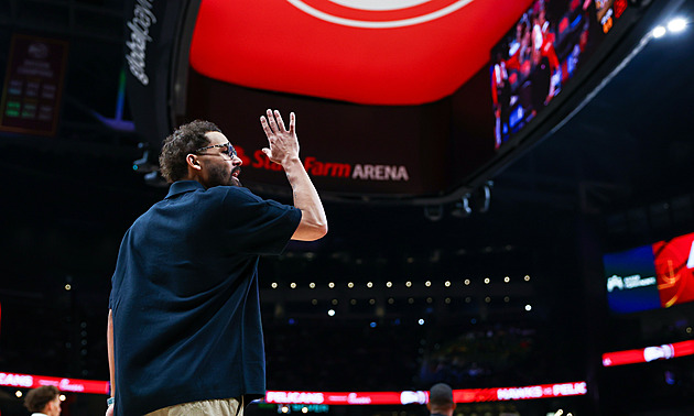 Krejčí pomohl k výhře a loučil se s hvězdou. Young míří do Washingtonu