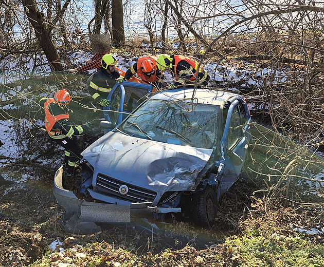 Tragický rok 2025 na silnicích v kraji, smrtelnou nehodou začal i ten nový