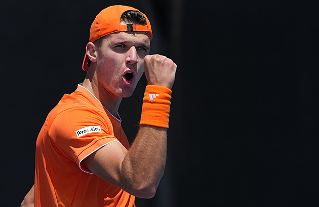 Australian Open ONLINE: Menšík, Nosková i Plíšková postupují, Siniaková končí