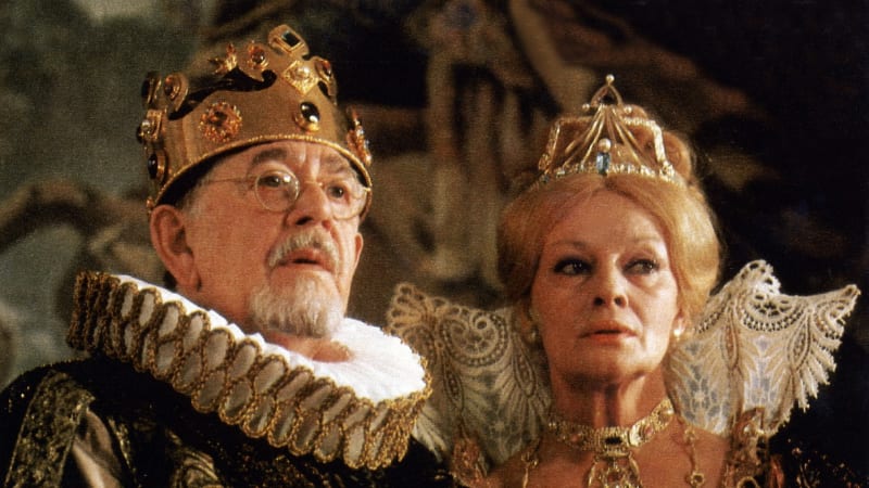 ANKETA: Vyberte nejlepší film Jany Brejchové. Noc na Karlštejně, Baron Prášil nebo Arabela?