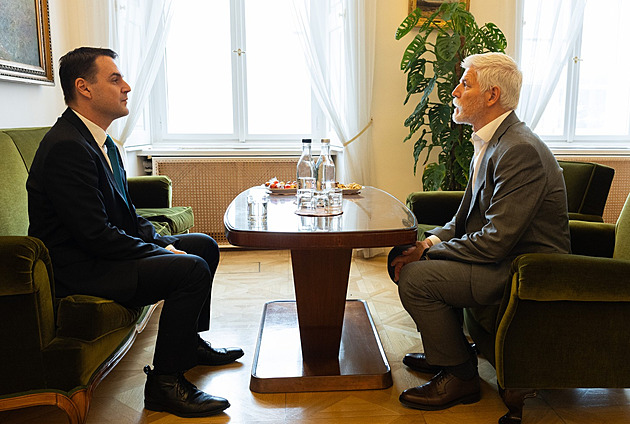 Do Mnichova pojedou prezident Pavel i ministři Macinka a Zůna. Každý zvlášť