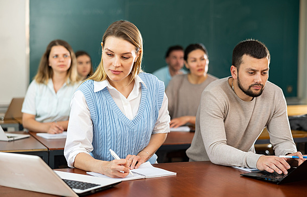 Kariérní restart bez pětiletého studia. Přichází éra mikrocertifikátů