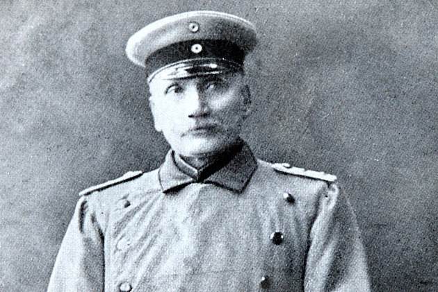 Jako německý Švejk. Zoufalý pan Voigt napálil uniformou radnici i militarismus