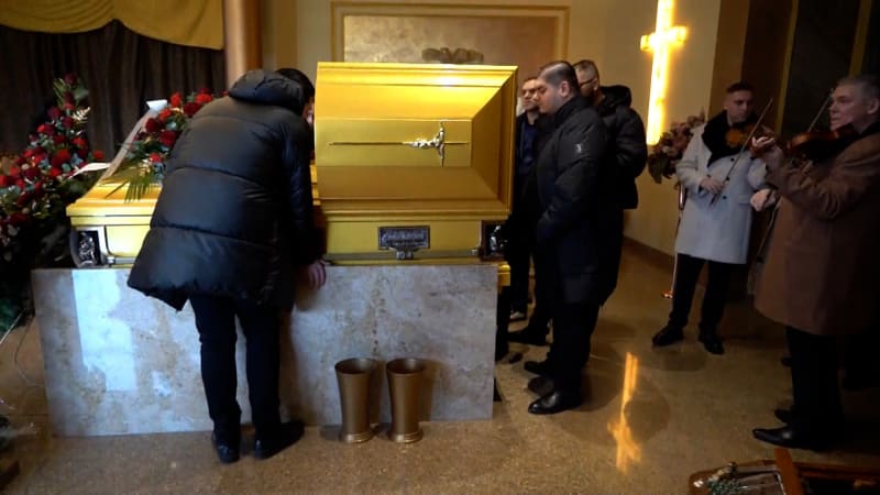 Hyenismus v období pohřbu: V domě romského krále řádil po obřadu zloděj. Primitiv, míní rodina