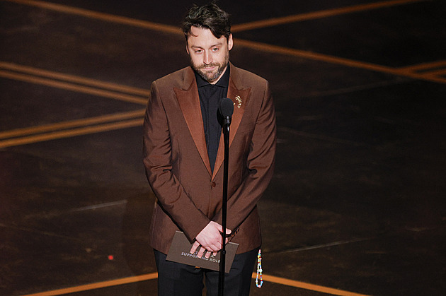 Jedna bitva za druhou má už tři Oscary. Sean Penn si pro sošku nepřišel