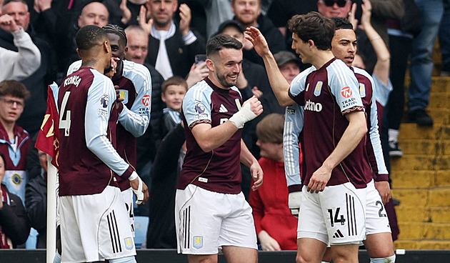 ONLINE: Sunderland otočil na Newcastlu, West Ham ztrácí. Hraje i Tottenham