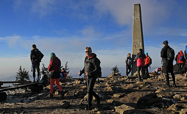 Mnoho lidí je už na turisty alergických, zní z návštěvníky přetížených Beskyd