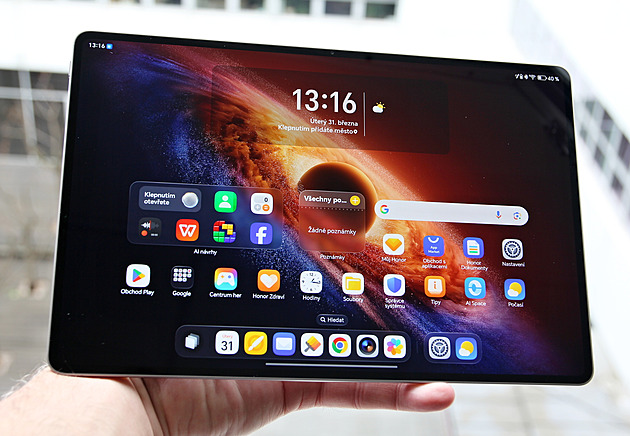 Neuvěřitelně tenký a se skvělou výbavou. Za zajímavý tablet ovšem připlatíte