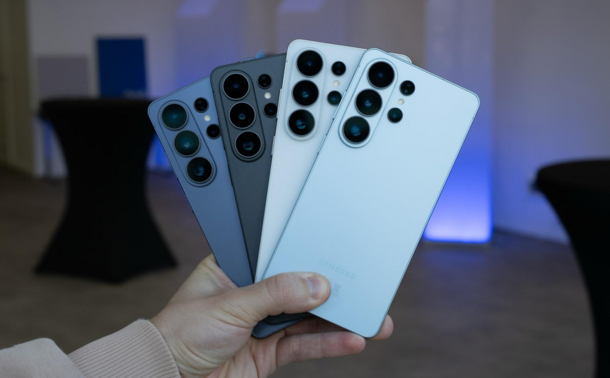 Ušetříte až 7 tisíc. Ceny Samsungů Galaxy S26 padly na historické minimum