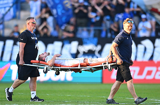 Díval jsem se na balon, ublížit jsem nikomu nechtěl. Moses poslal omluvu Hodoušovi