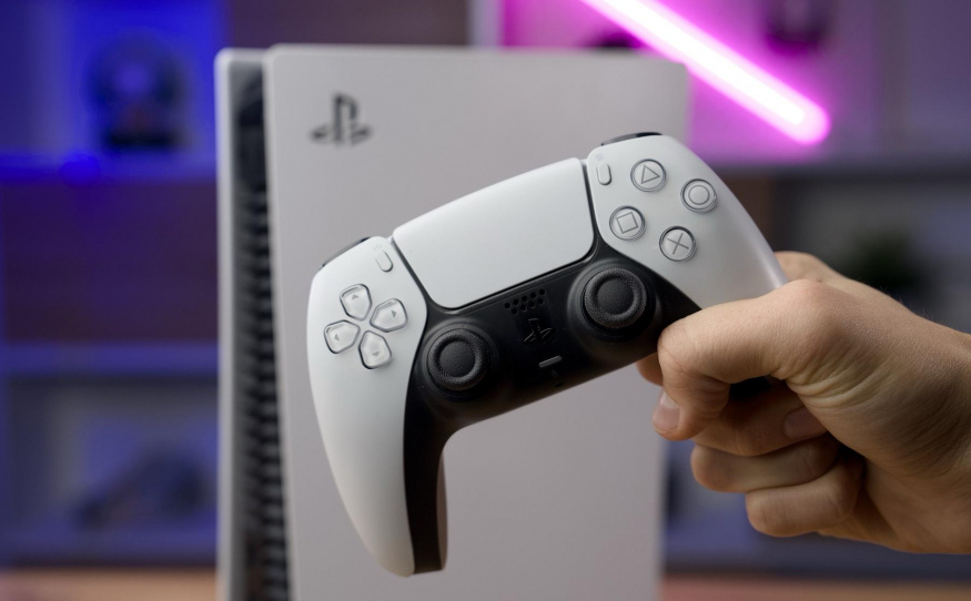 PS5 jen za 169 Kč. PlayStation zdražil, jeho pronájem je naopak teď rekordně levný