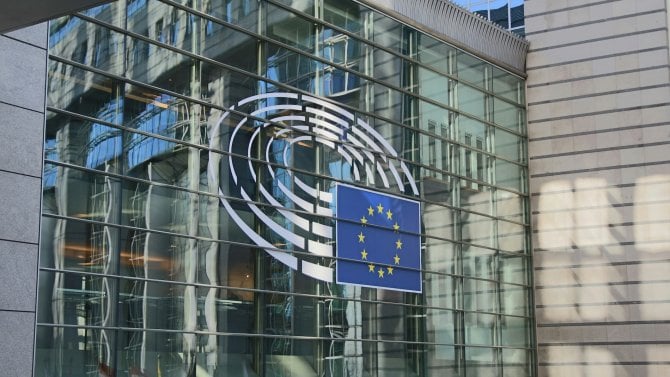 Konec anonymního surfování přes VPN? EU zvažuje omezení kvůli bizardnímu důvodu