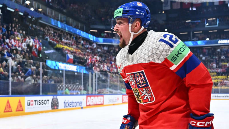 MS v hokeji ON-LINE: Neuznaný gól měl platit, míní Černoch po Švédech. Voženílek zmínil slabinu