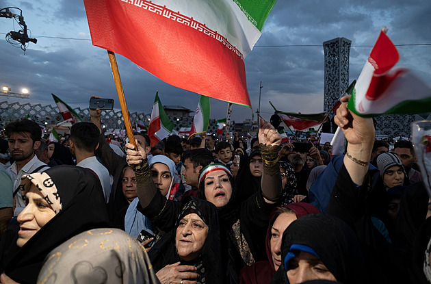 Na útok odpovíme údery daleko za hranicí regionu, hrozí íránské revoluční gardy