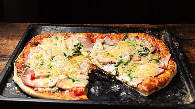 Zapomeňte na rozvoz! Domácí pizza může chutnat lépe než z pizzerie