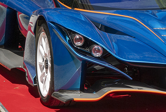 Pragovka za 30 milionů. Sraz automobilových bohů ukázal i českou stopu