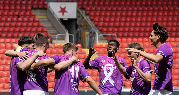 Slavia - Plzeň 3:0, konec ligy v plážovém tempu, mistři se rozloučili snadnou výhrou