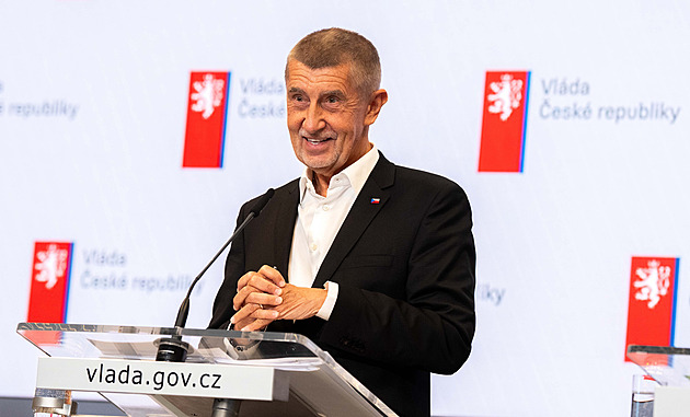 Babiš se zastal Mrázové. Noví poslanci mají podle něj ukázat daňová přiznání