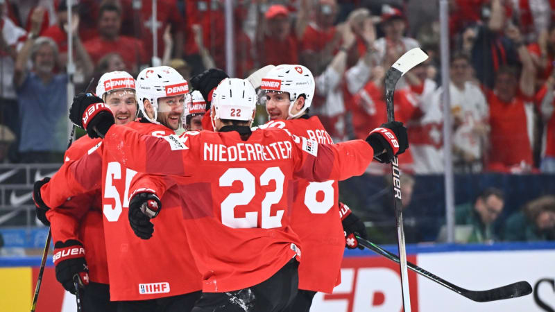 Pavouk play off MS v hokeji: Švýcaři sní o zlatu. Vyzvou Finsko, které udolalo Kanadu