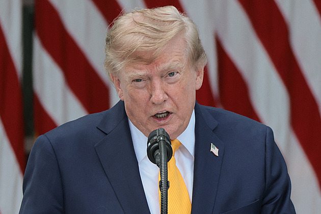 Ontarijské jezero přejmenujeme na Americké, hrozí Trump kvůli clům